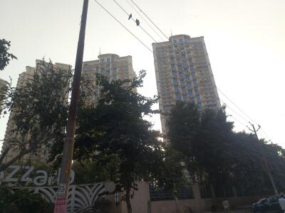 Mahagun Mezzaria Elevation