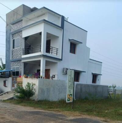 i5 Palace City Villas