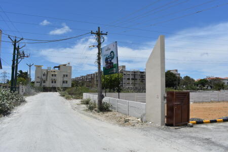 Abhimanyu Maruthi Green Park Site View