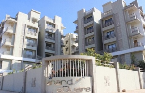 B Desai Anand Square Image