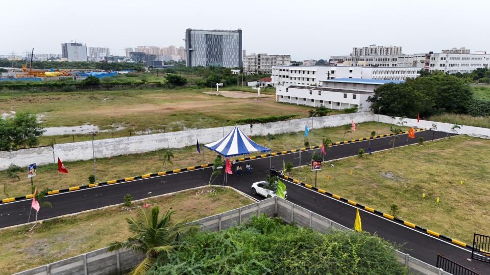 Staar Serasa Avenue Site View