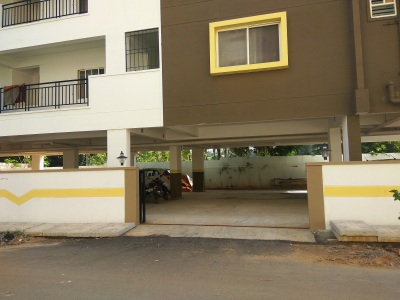 BM Rosewood Entrance
