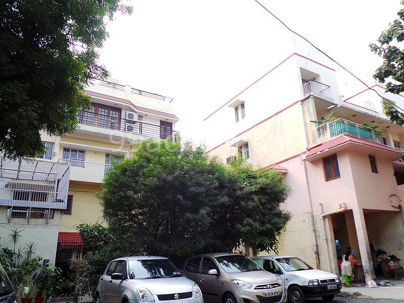 DDA B7 Vasant Kunj Apartment South Delhi, Sector B Vasant Kunj Resale ...