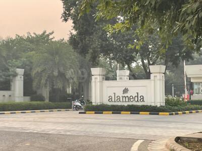 DLF Alameda Entrance