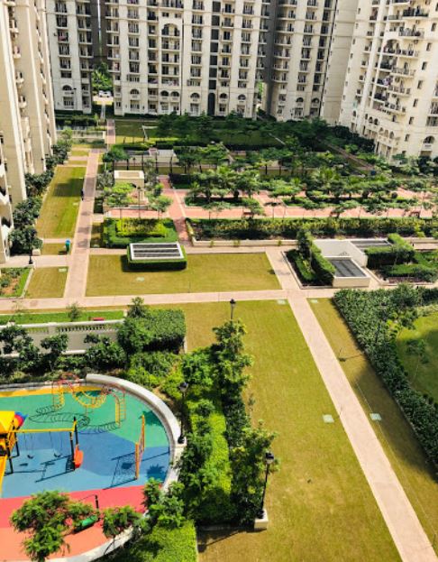 Specifications of the Dlf Capital Greens Phase 3