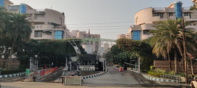 Eldeco Utopia Entrance