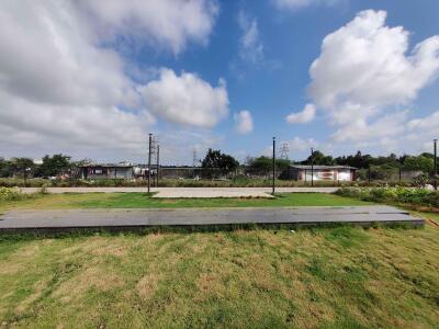 TVS Emerald Lake Shore Landscape Garden