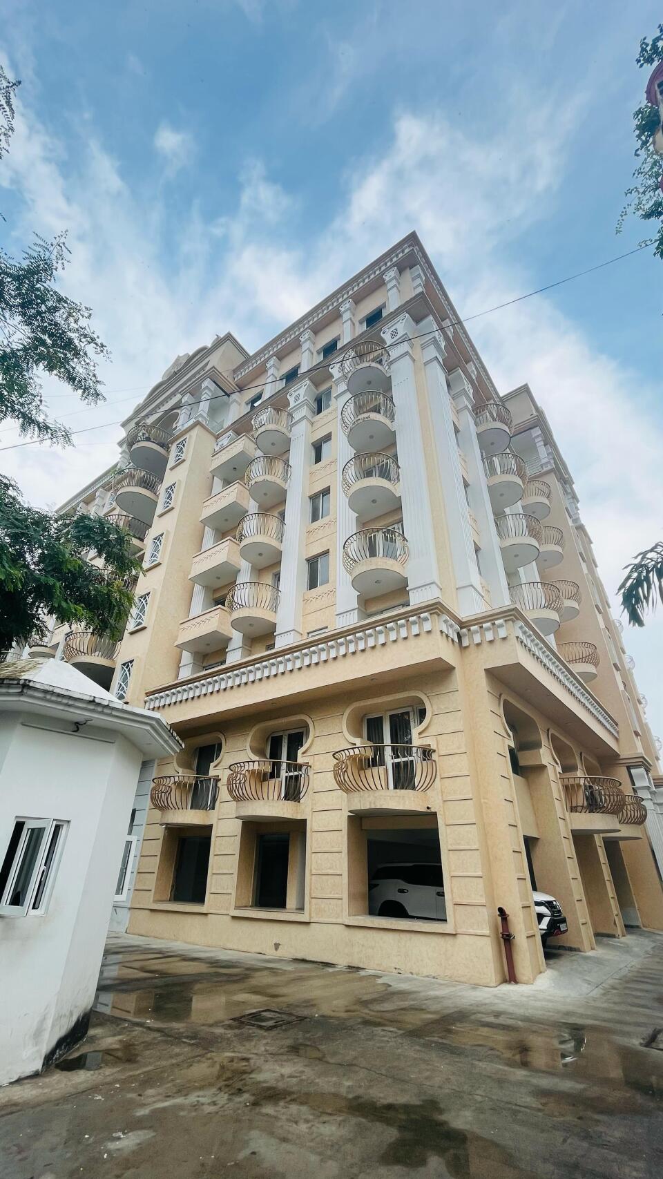 GC Signature Lucknow, Gokhale Marg Resale Price List, Brochure, Floor