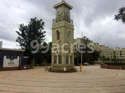 GM Infinite E City Town Entrance