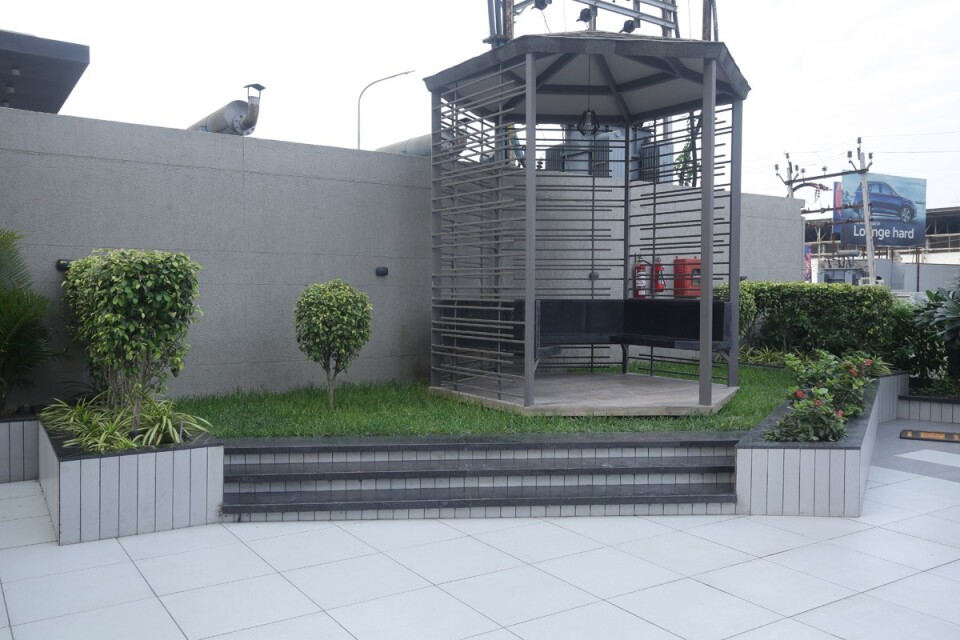 Happy Homes Luxuria Trade Hub Piplod, Surat Resale Price List & Brochure