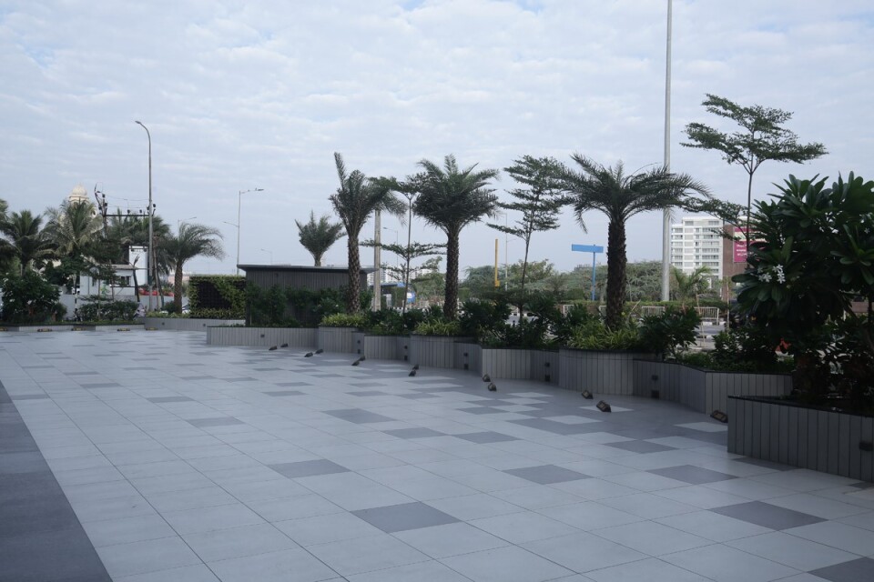 Happy Homes Luxuria Trade Hub Piplod, Surat Resale Price List & Brochure