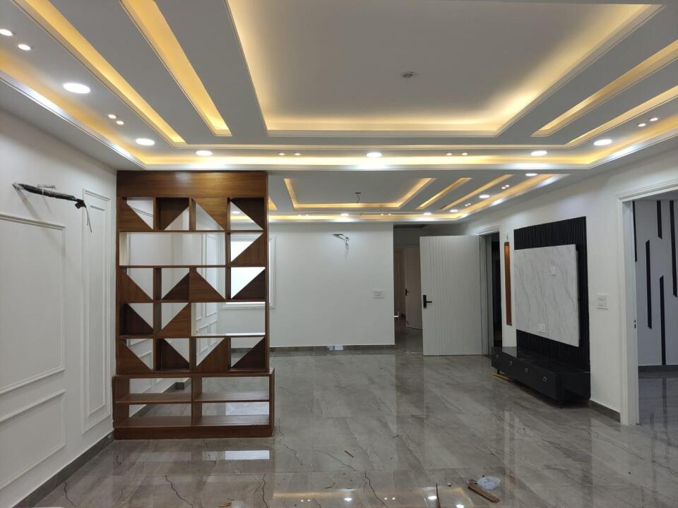Greenfield Floors by Yogesh Bindal Greenfield Colony, Faridabad Price