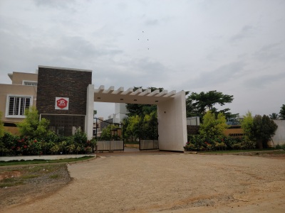 JR Greenwich Entrance