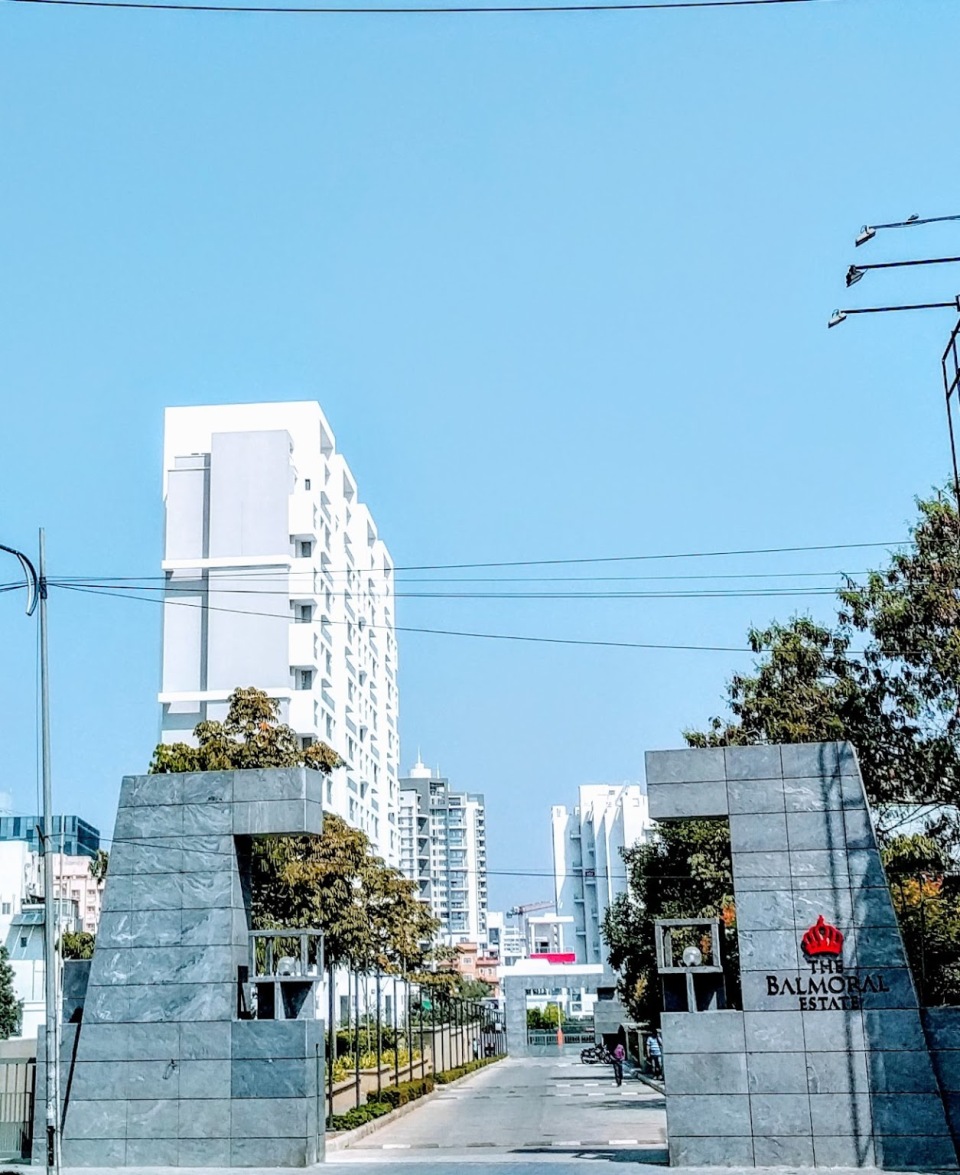 Kasturi The Balmoral Estate Pune, Baner Resale Price List, Brochure