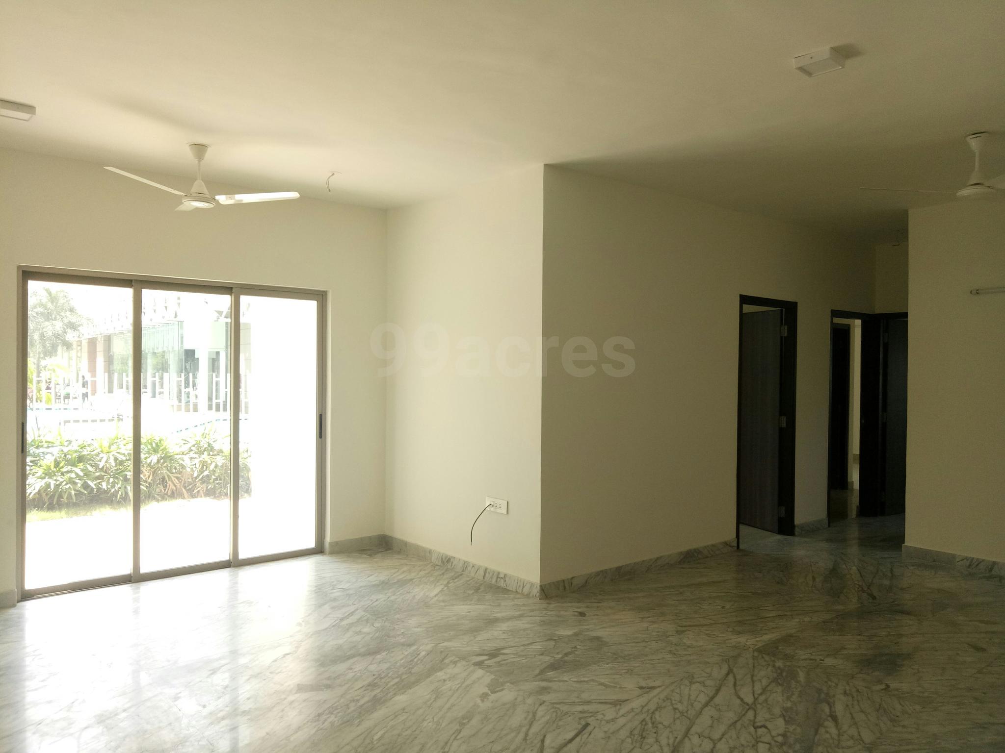 lodha luxuria priva 3 bhk price