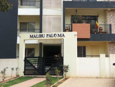 Malibu Paloma Entrance View