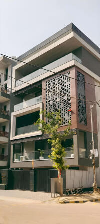 4 BHK Builder Floor for sale in Modi Queens Villa Sector 85 Faridabad ...
