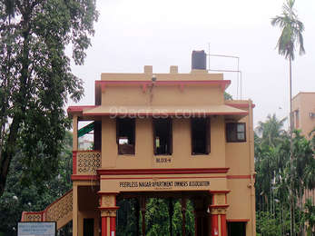 Peerless Nagar Apartment Entrance