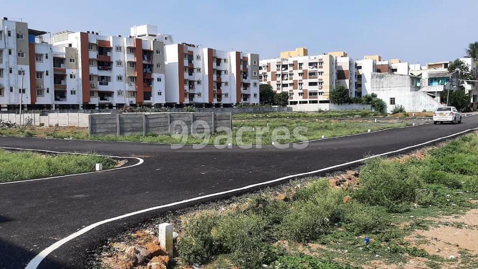 Pillars Archana Nagar Extension Site View