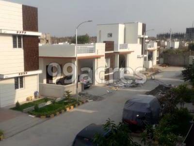 2 BHK Apartment / Flat for sale in Praneeth Pranav Panorama Raghavendra ...