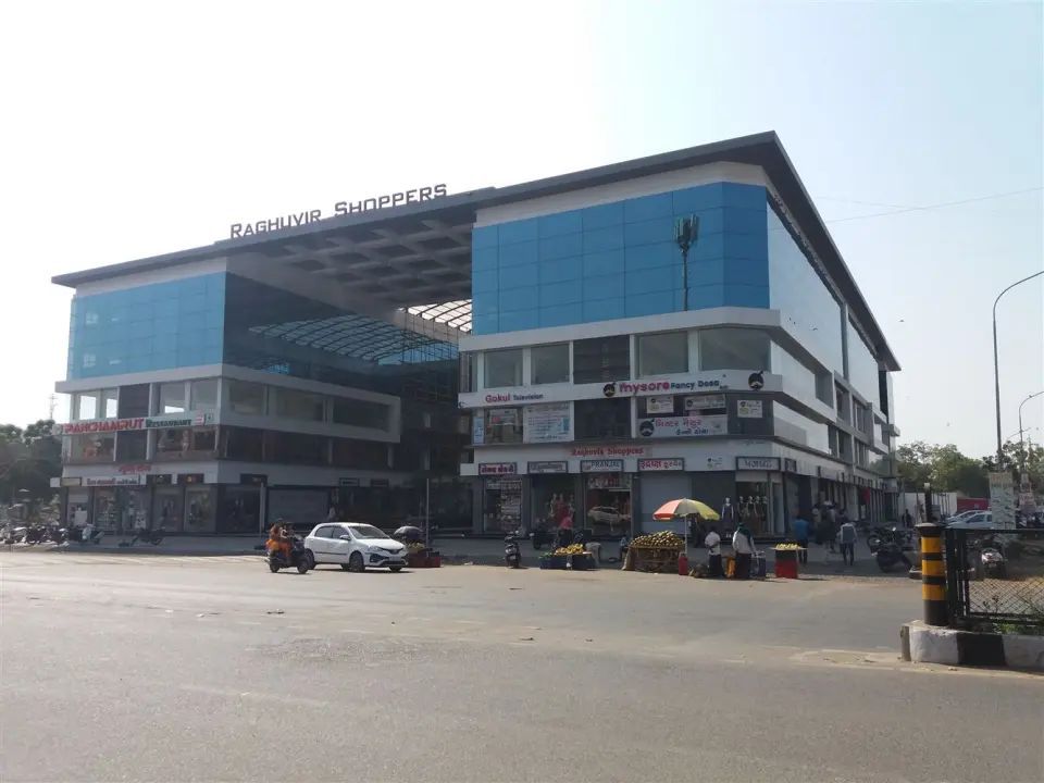Raghuvir Shoppers Mota Varachha, Surat Resale Price List & Brochure