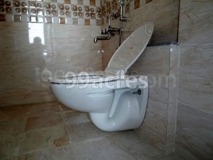 RK Lunkad Nisarg Nirmiti Sample Flat Toilet