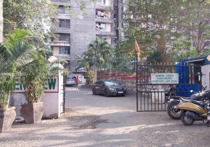 Royal Palms Garden View Entrance