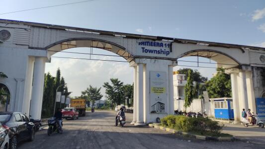 Sameera 117 Garden Town Entrance