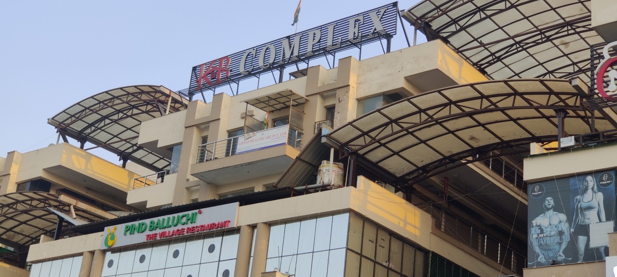 KB Complex Alpha 2 Greater Noida Invest in Service Apartments