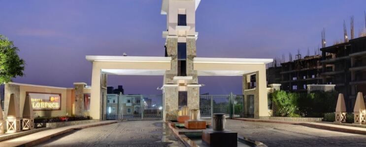 Shri Radha Florence Entrance