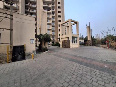 Signature Global Orchard Avenue Entrance