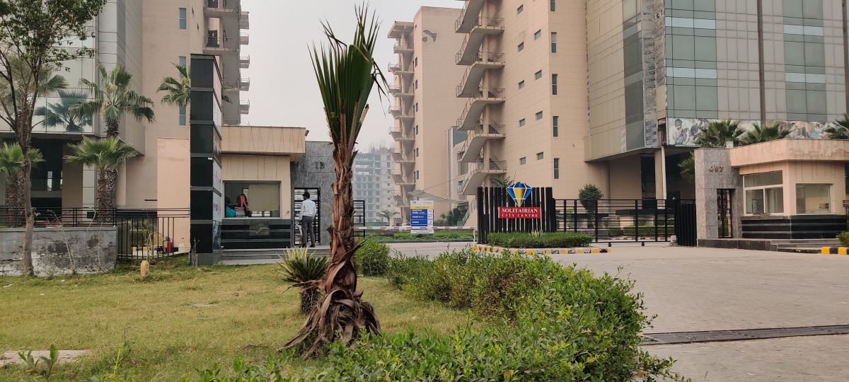 Solitairian City Centre Knowledge Park 3, Greater Noida Resale Price