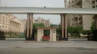 4 BHK Apartment / Flat for sale in Stellar Icon Apartments Sector Chi 3 ...