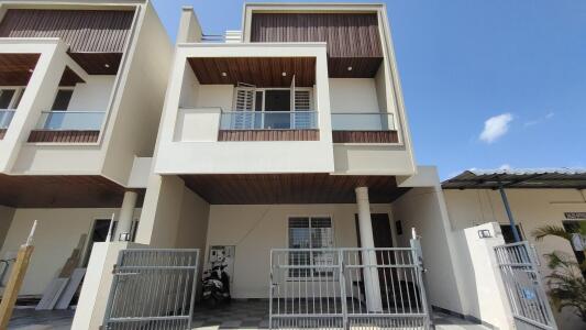 T Velayutham Metrolite Villas