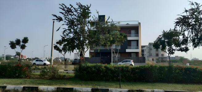 GMADA Aerotropolis Plots Villas