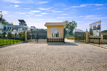 Kanti Niketan Entrance