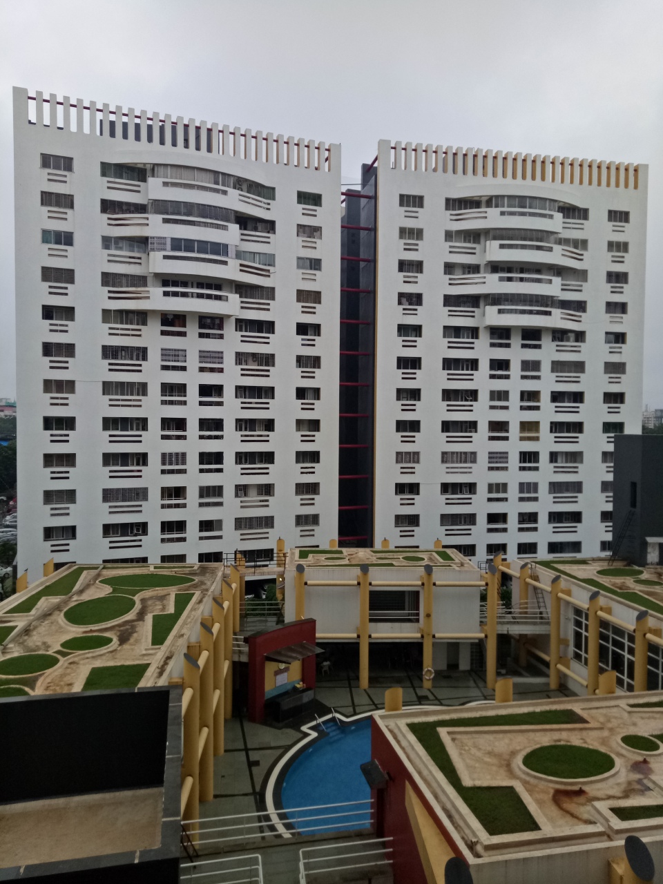 Raheja Gardens Ascona Thane, Midc Colony Resale Price List, Brochure