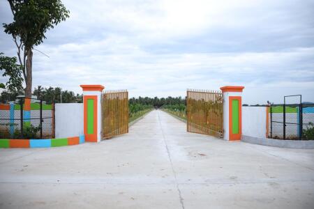 Vaarahi Airport Residences Entrance