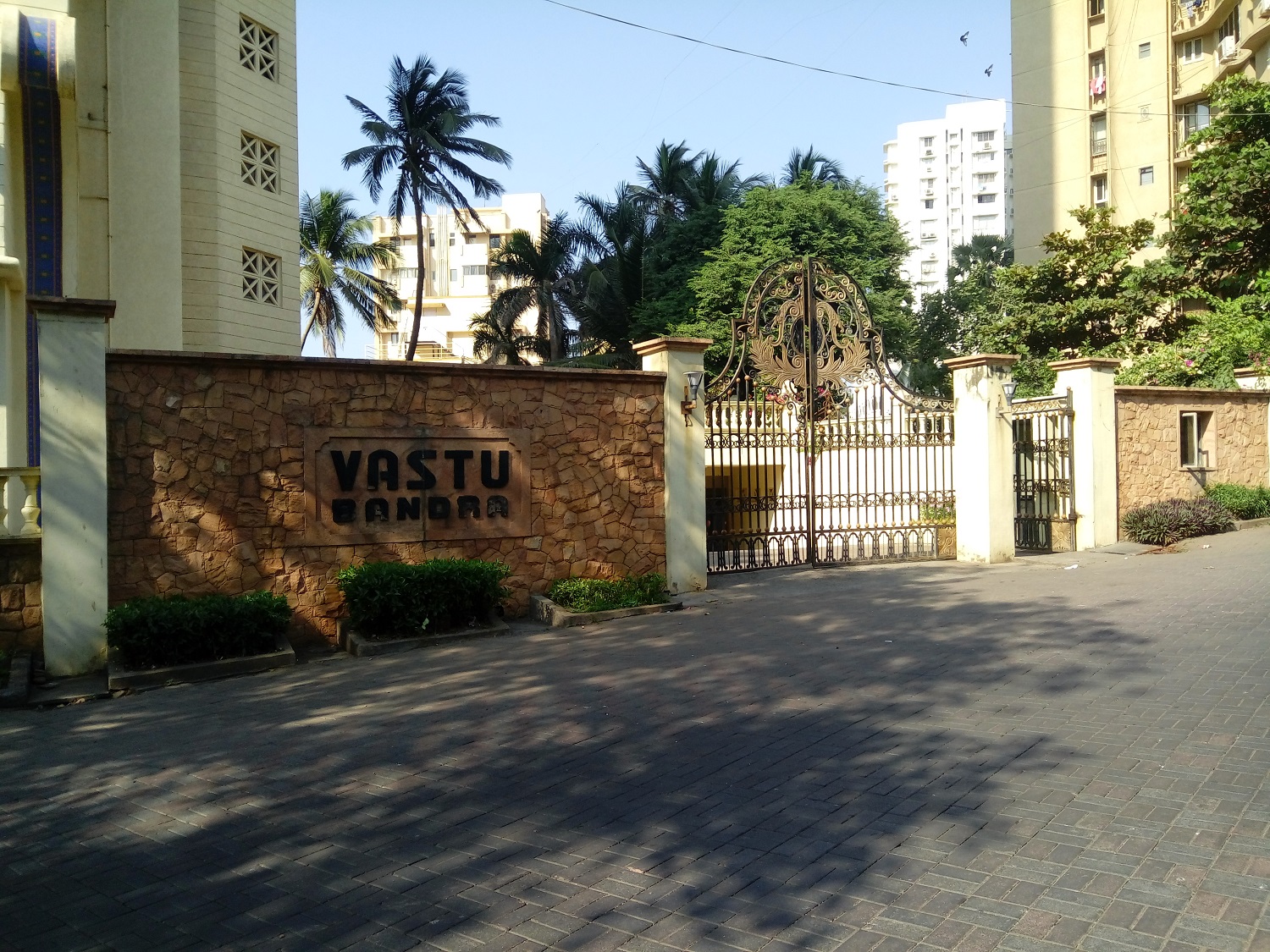 Vastu Bandra Apartment Photos Ranwar, Mumbai South West Pictures