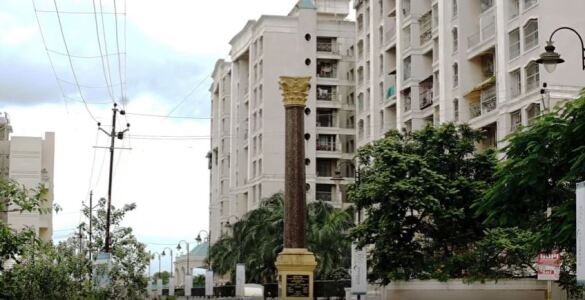 Kings Court by TCJ Realty Side Elevation