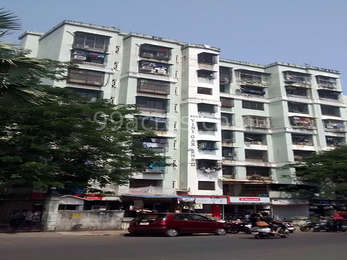 Vini Gardens Entrance